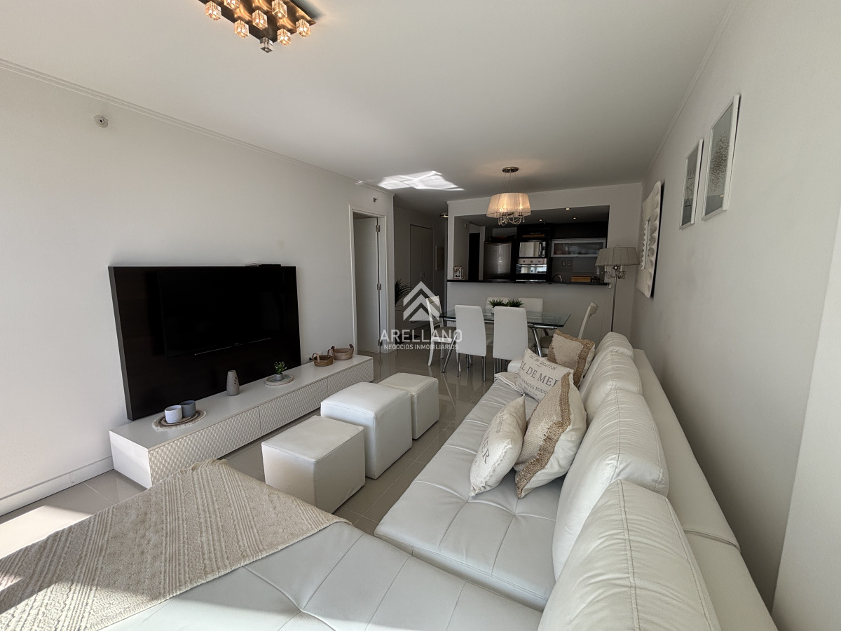 Apartamento ID.1234 - Apartamento piso alto en Forest Tower II Playa Brava 2 dormitorios