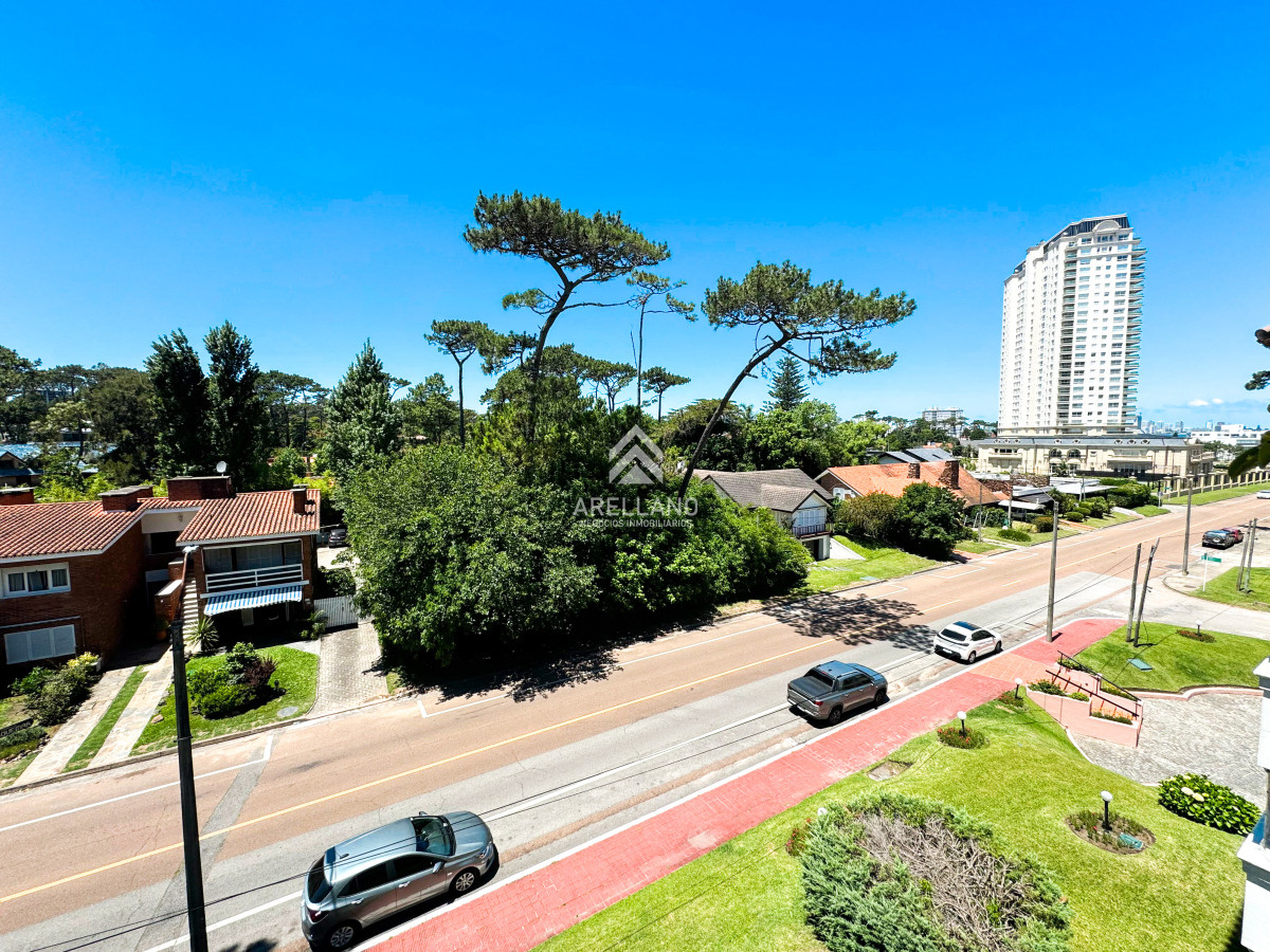 Apartamento ID.4331 - 2 dormitorios, 2 baños playa mansa