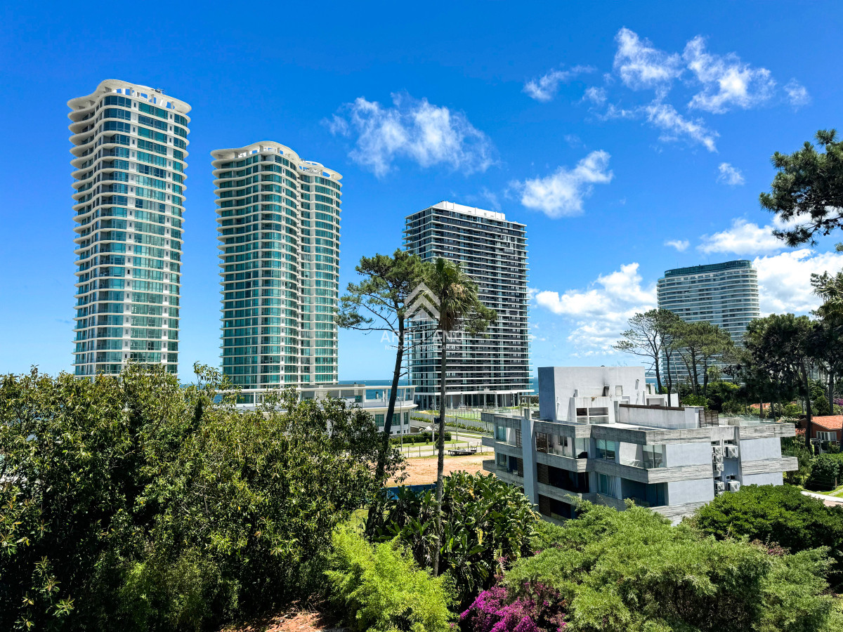 Apartamento ID.4331 - 2 dormitorios, 2 baños playa mansa