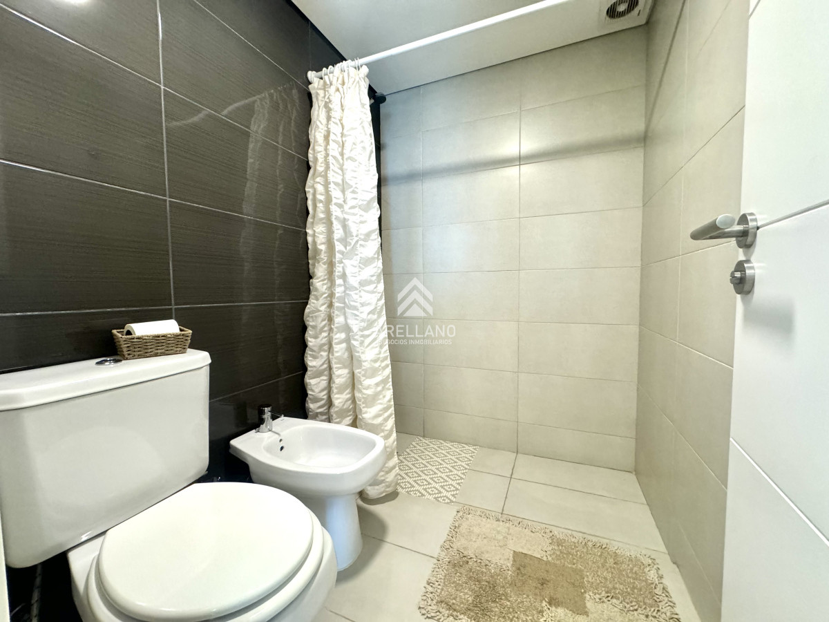 Apartamento ID.5242 - Apartamento de 2 dormitorios con vista al mar