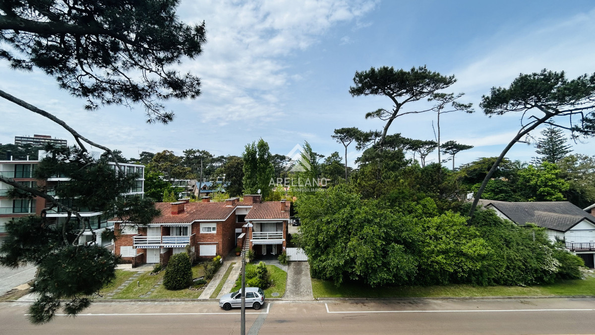 Apartamento ID.4331 - 2 dormitorios, 2 baños playa mansa