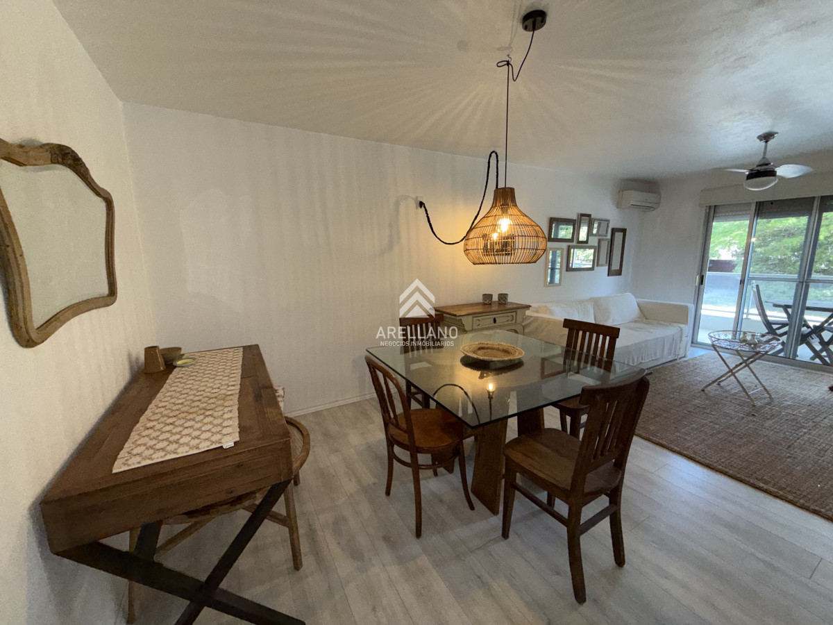 Apartamento ID.5763 - Excelente apartamento  en venta de 2 dormitorios punta del este