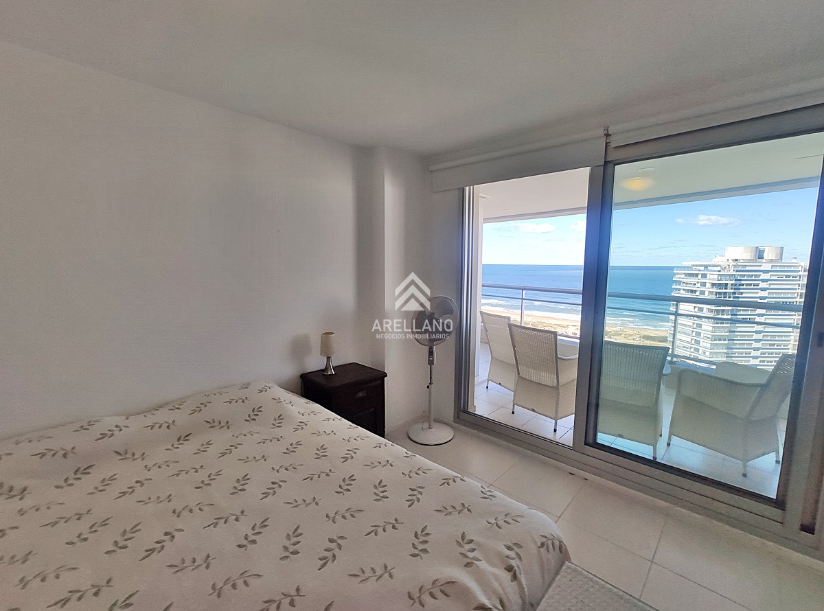 Apartamento ID.1445 - Venta apartamento 3 dormitorios y dependencia 