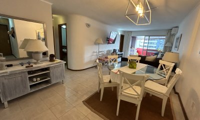 Venta apartamento 2 dormitorios playa Brava
