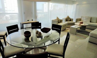 Venta apartamento 3 dormitorios y dependencia Brava