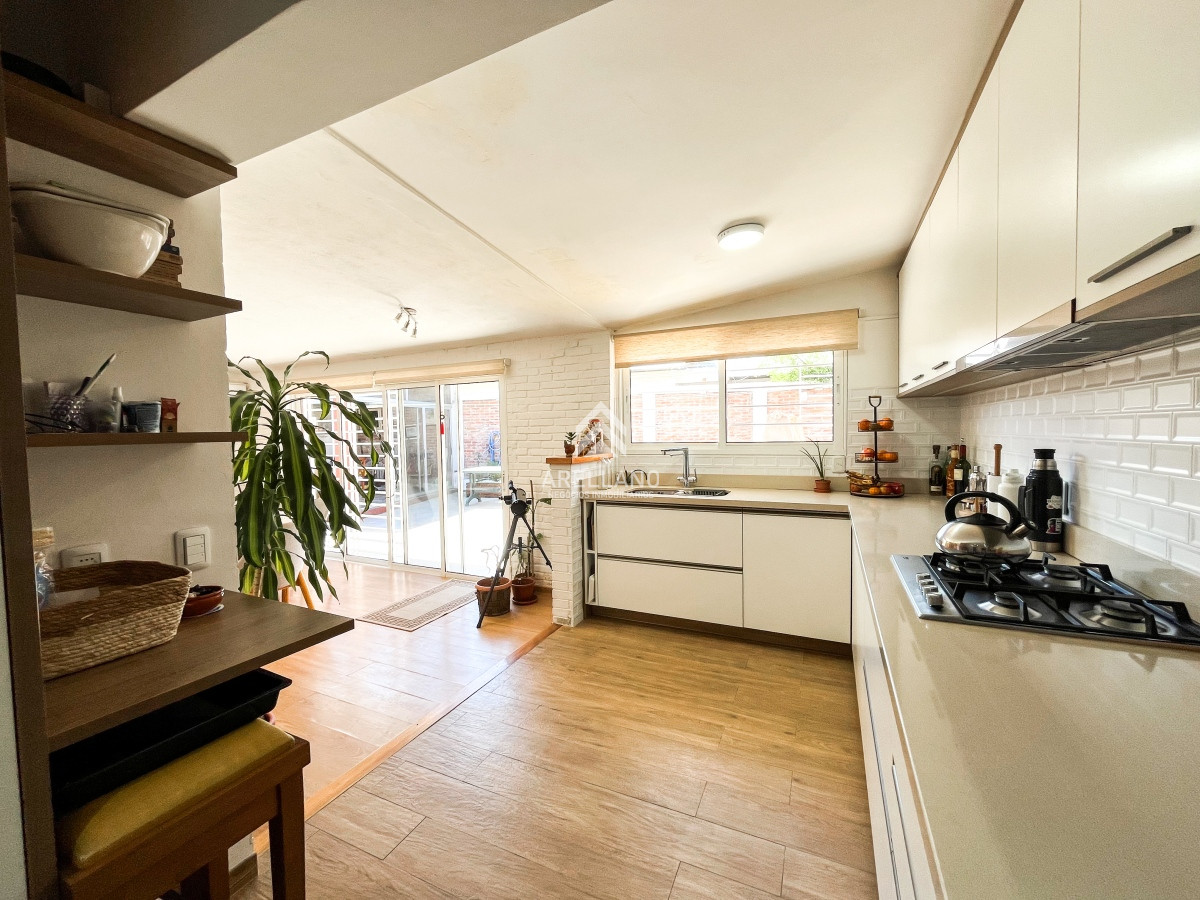 Casa ID.4121 - Casa en venta, Cantegril, Punta del Este 3 dormitorios