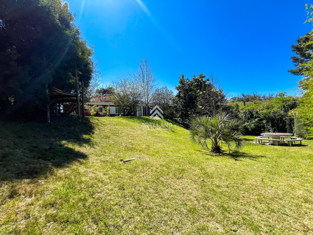 Casa ID.4121 - Casa en venta, Cantegril, Punta del Este 3 dormitorios