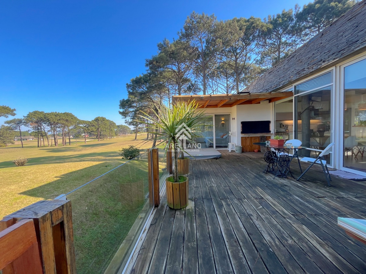 Casa ID.3652 - Casa en venta 3 dormitorios en Club del Lago