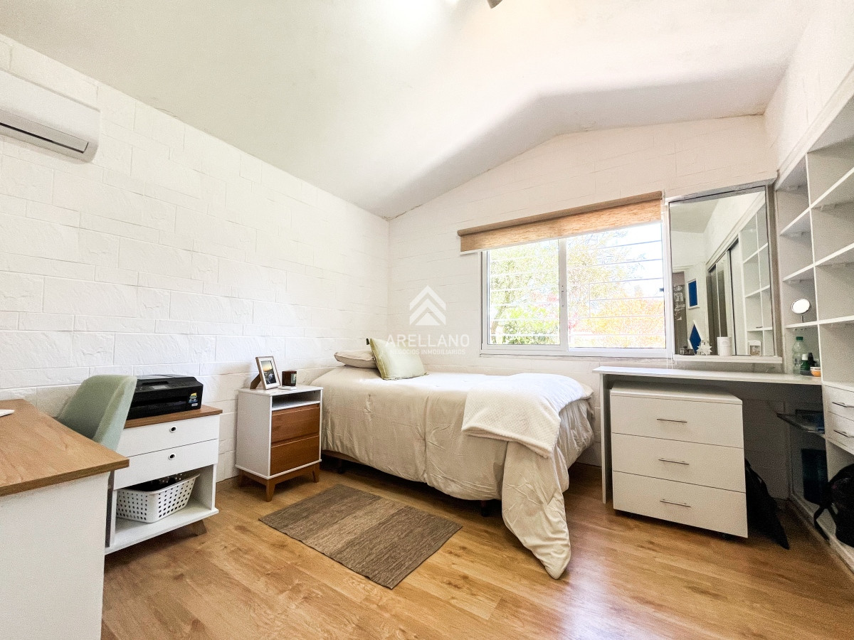 Casa ID.4121 - Casa en venta, Cantegril, Punta del Este 3 dormitorios