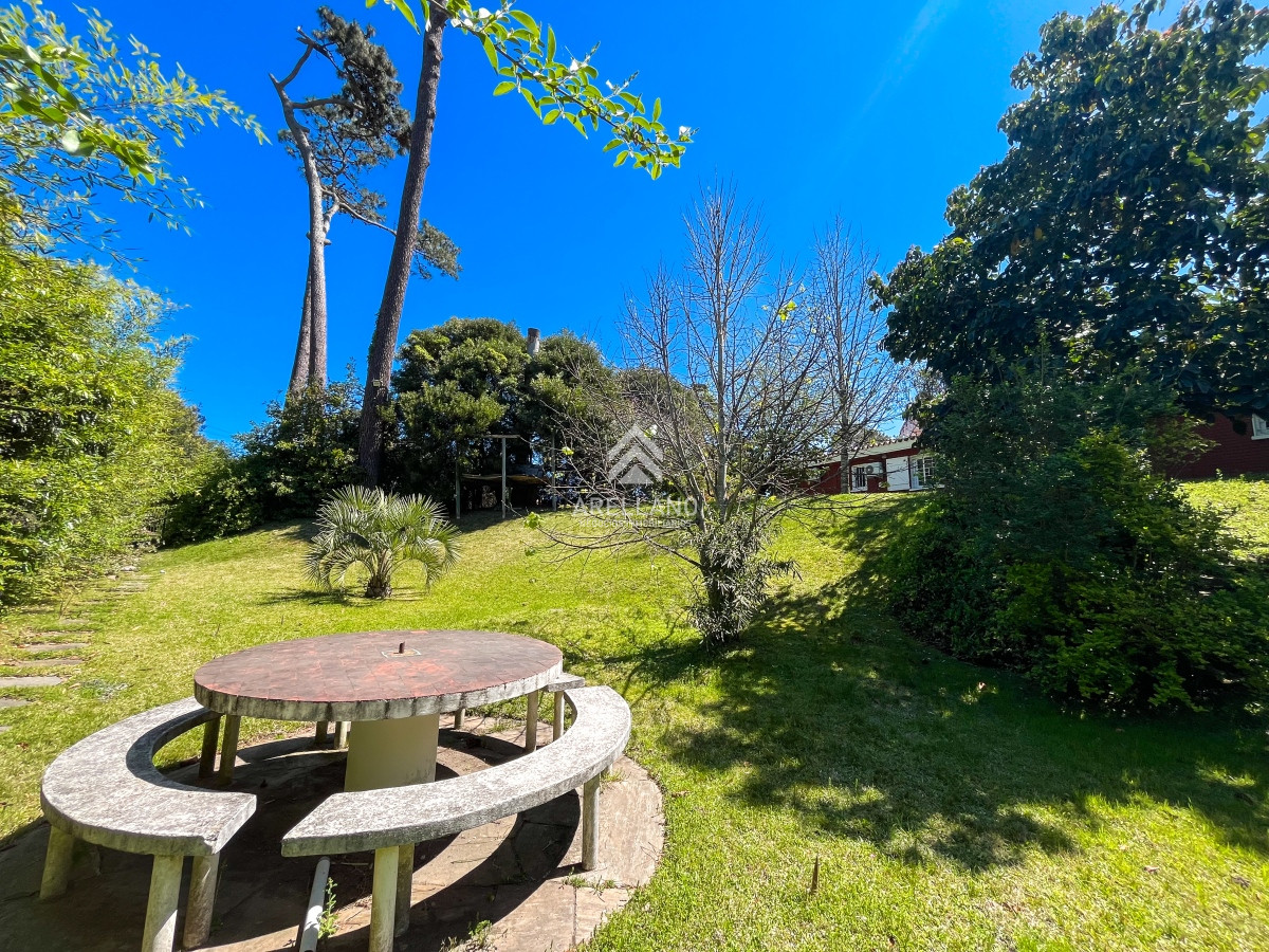 Casa ID.4121 - Casa en venta, Cantegril, Punta del Este 3 dormitorios