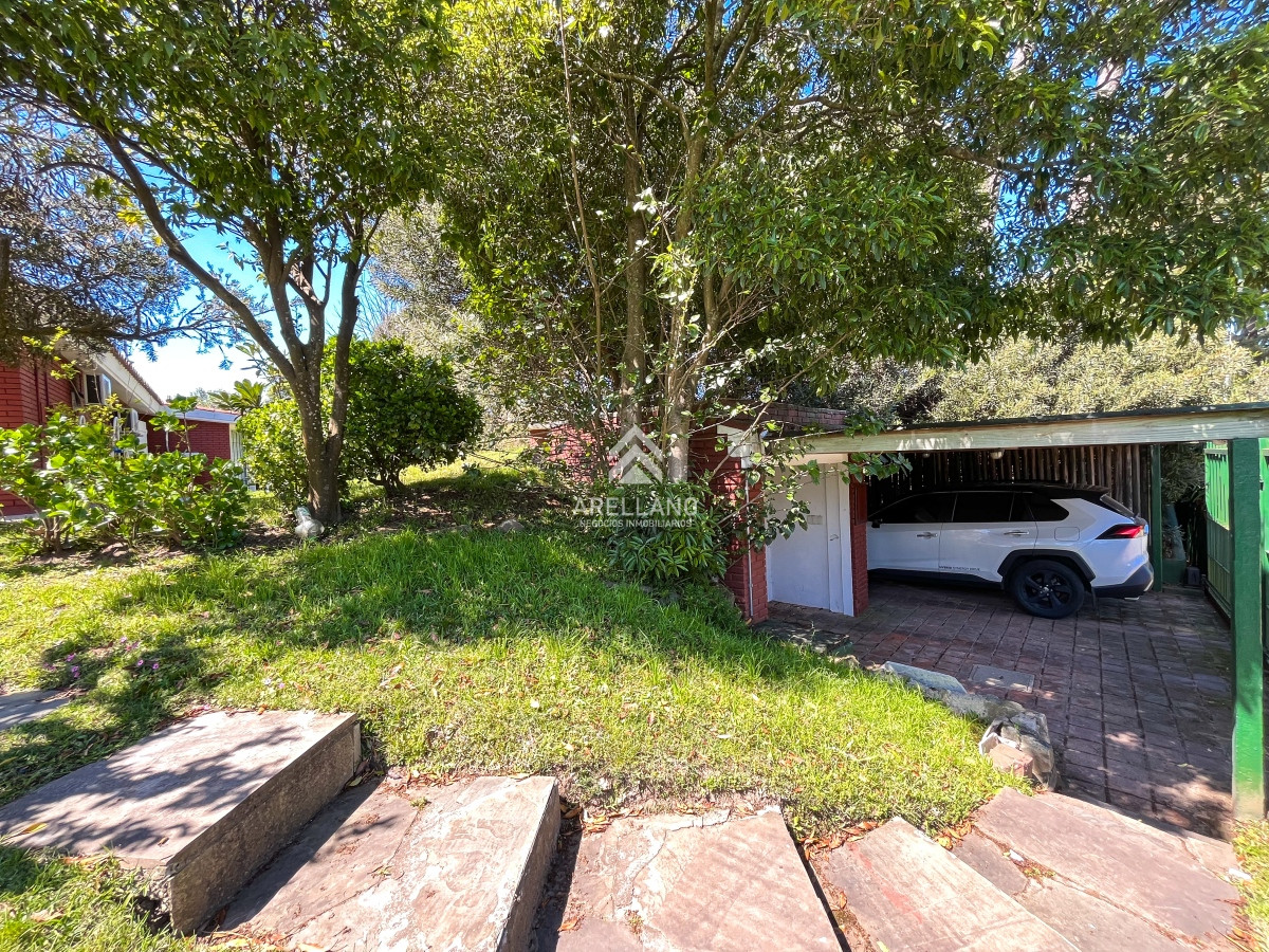 Casa ID.4121 - Casa en venta, Cantegril, Punta del Este 3 dormitorios