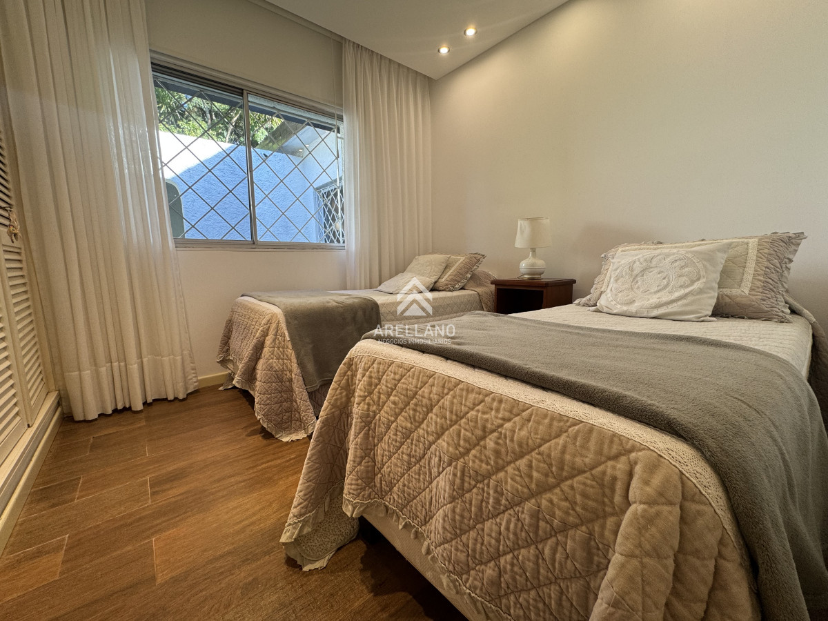 Casa ID.4594 - Casa en venta en Barrio Cantegril, Punta del Este