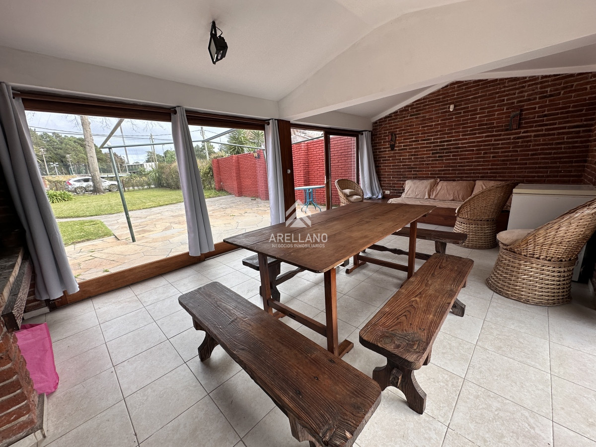 Casa ID.1068 - Casa 3 dormitorios 