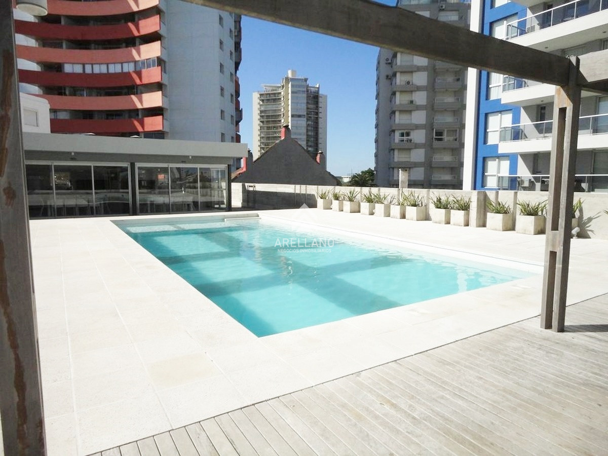 Apartamento ID.1234 - Apartamento piso alto en Forest Tower II Playa Brava 2 dormitorios