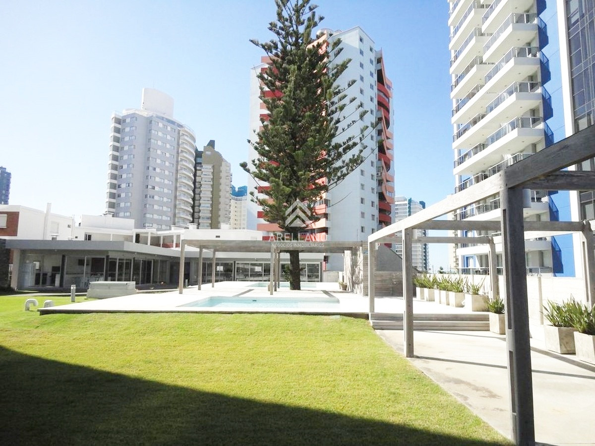 Apartamento ID.1234 - Apartamento piso alto en Forest Tower II Playa Brava 2 dormitorios