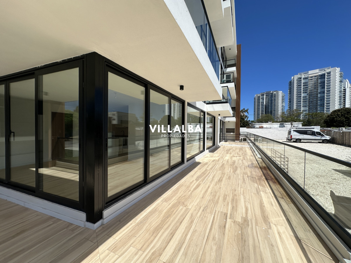 Apartamento ID.4217 - Apartamento en venta de 2 dormitorios, Aidy Grill, Punta del Este.