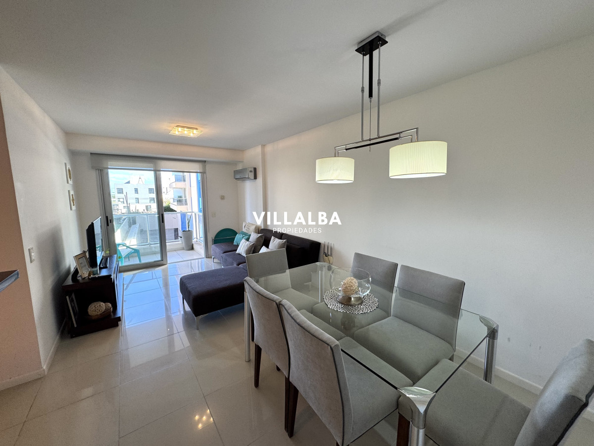 Apartamento ID.3682 - Apartamento de 2 dormitorios en Torre con servicios
