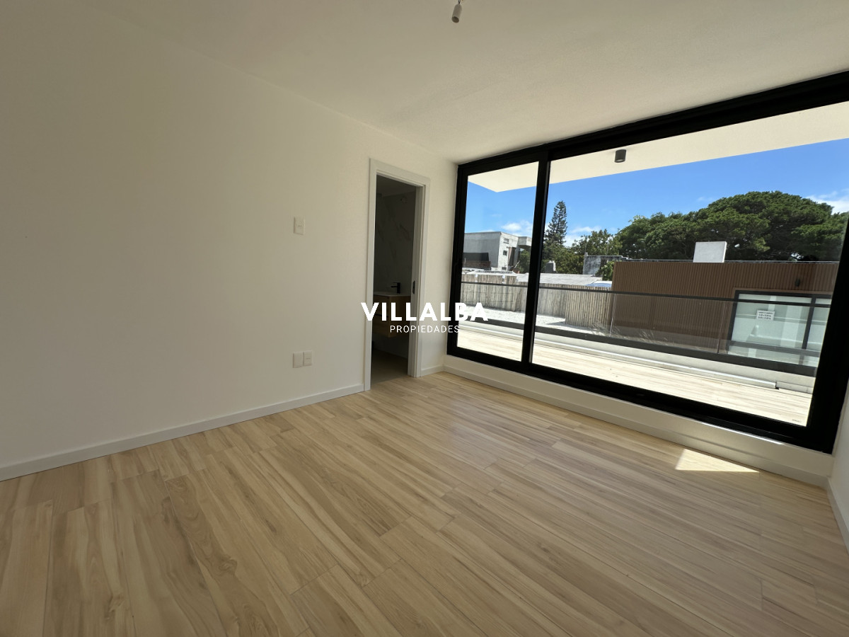 Apartamento ID.4217 - Apartamento en venta de 2 dormitorios, Aidy Grill, Punta del Este.