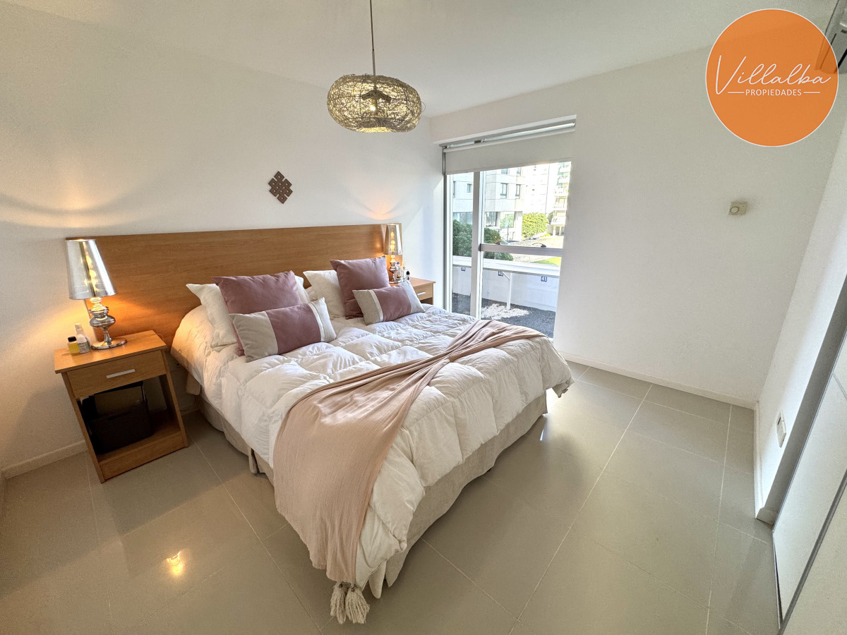 Apartamento ID.3682 - Apartamento de 2 dormitorios en Torre con servicios