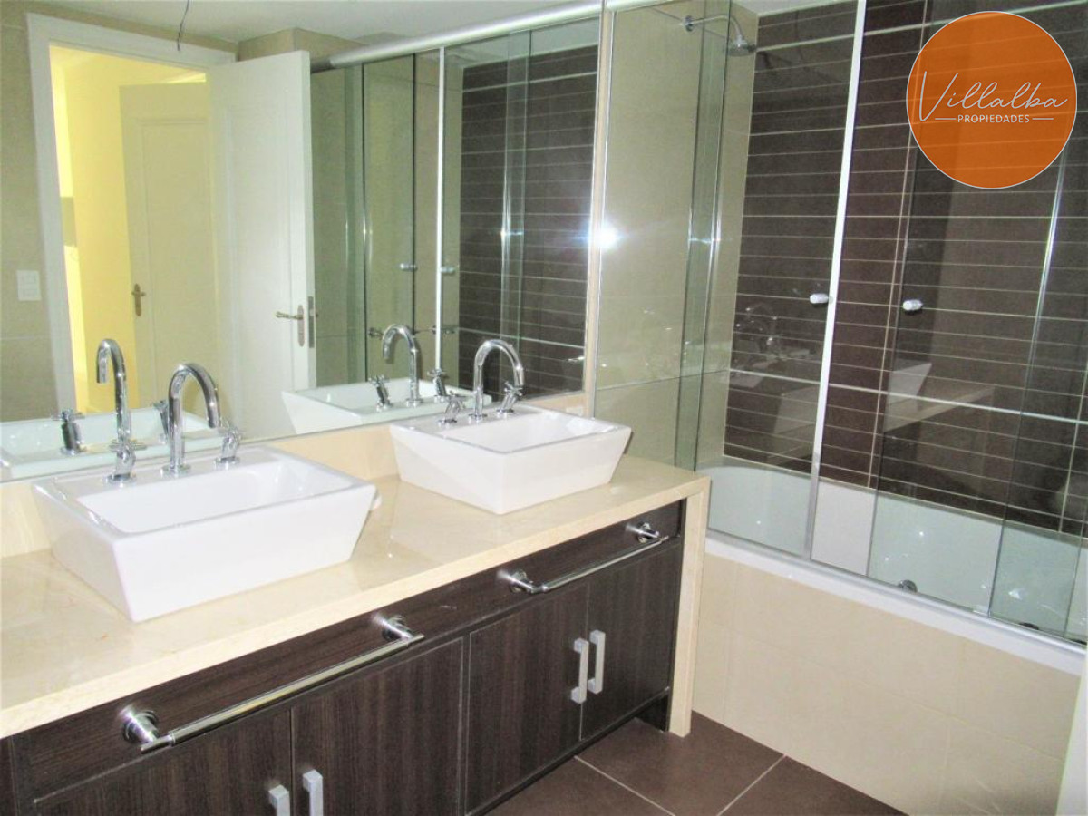 Apartamento ID.1541 - Excelente apartamanto en venta en Imperiale, Playa Brava, Punta del Este, Uruguay