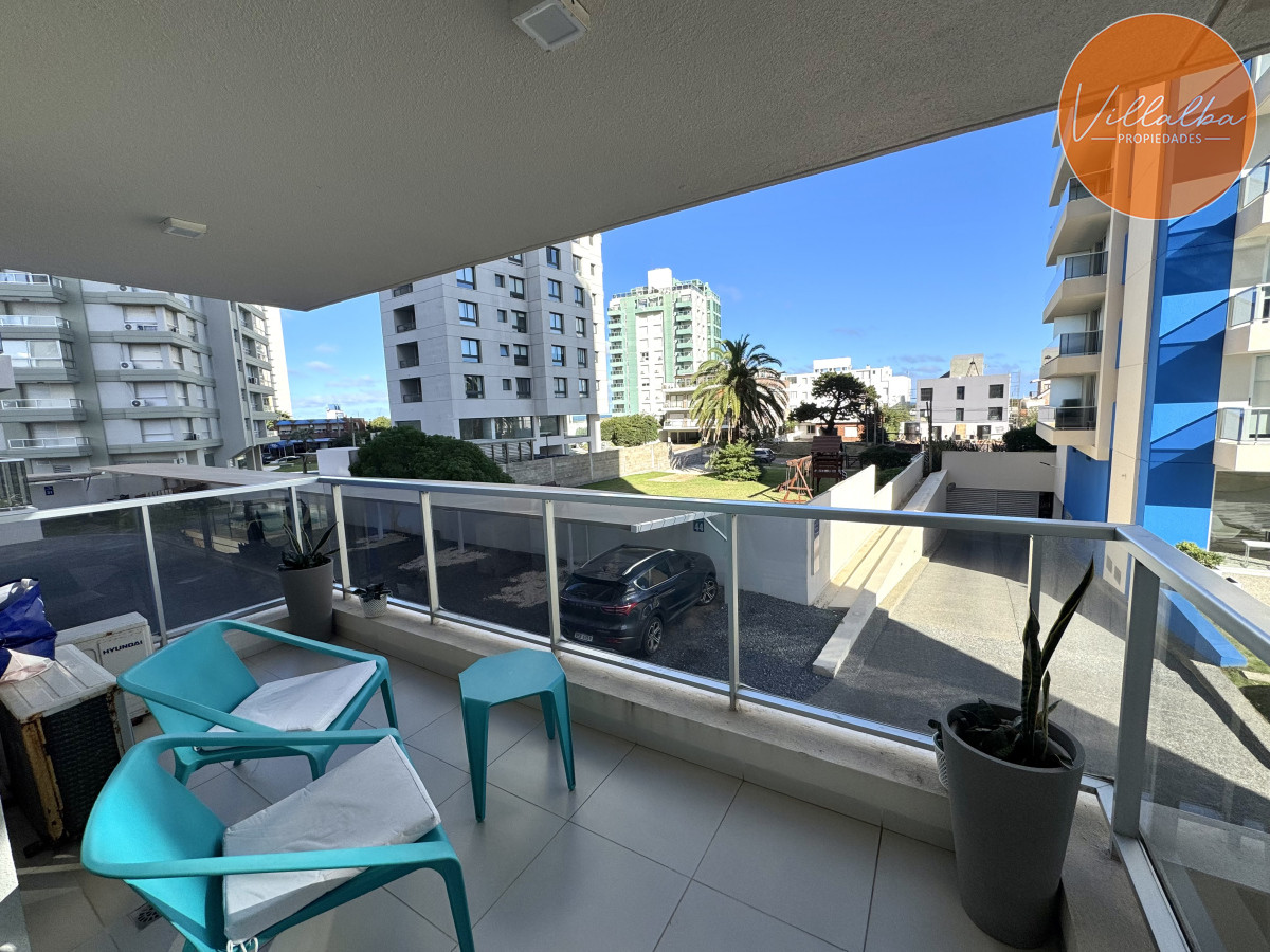 Apartamento ID.3682 - Apartamento de 2 dormitorios en Torre con servicios