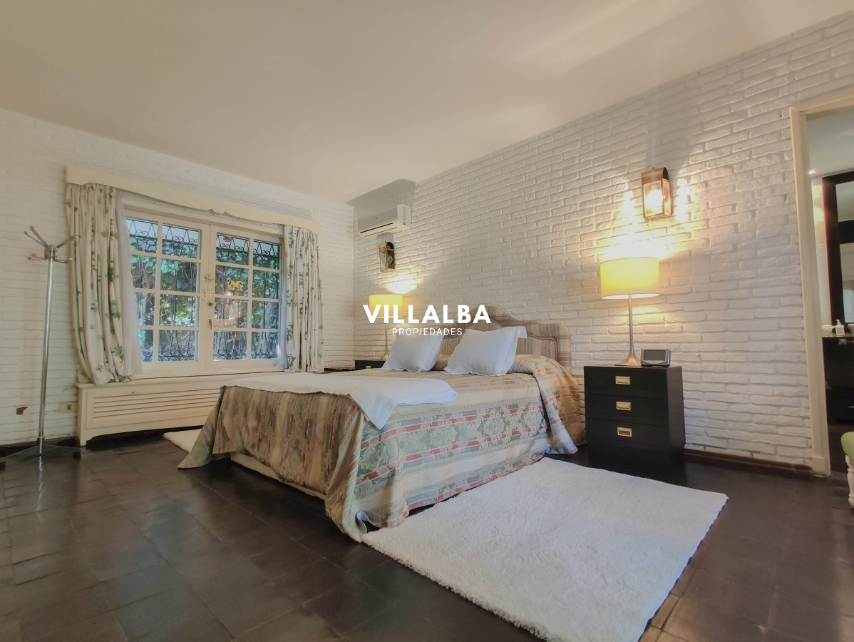 Apartamento ID.566 - Casa en venta el Playa Mansa, Punta del Este 