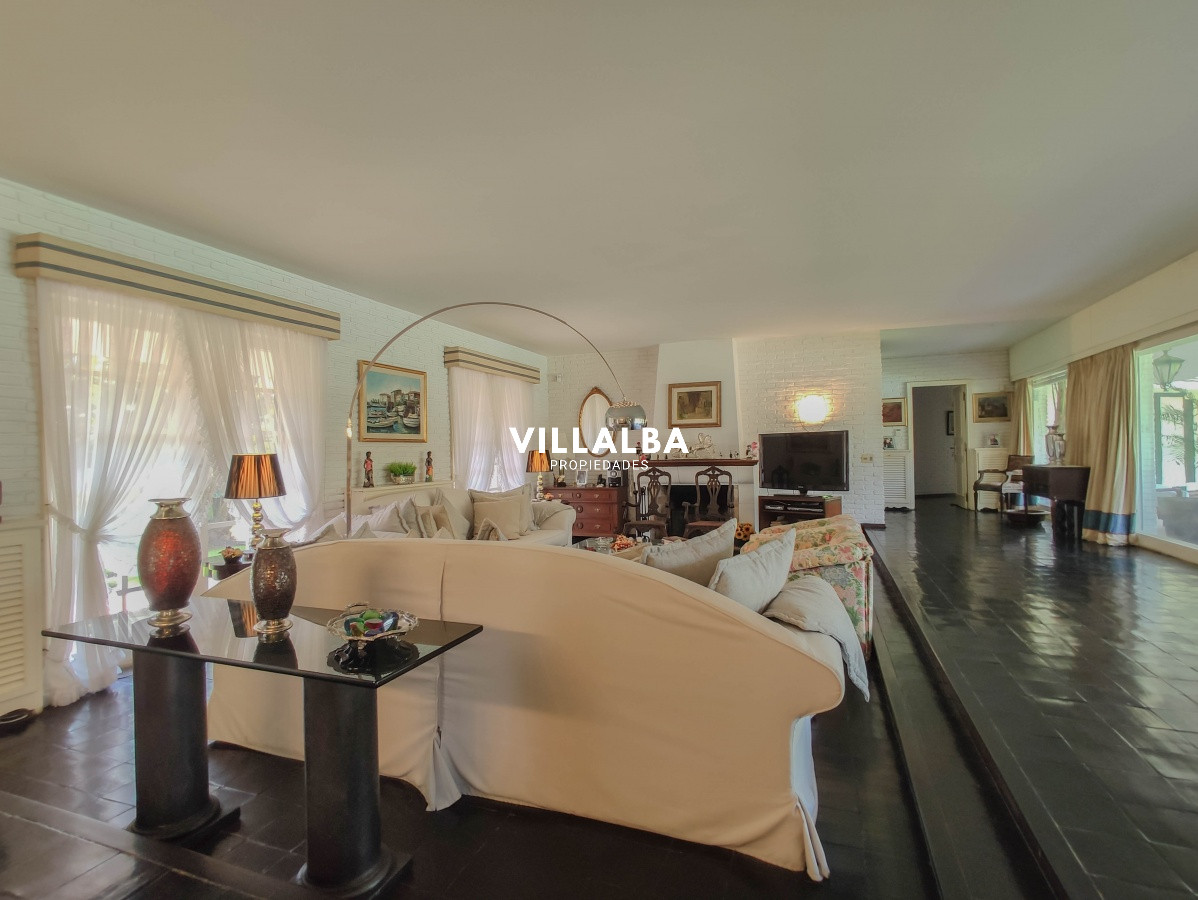 Apartamento ID.566 - Casa en venta el Playa Mansa, Punta del Este 