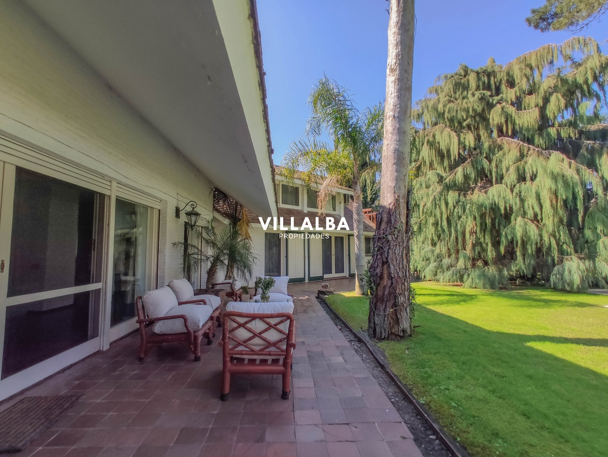 Apartamento ID.566 - Casa en venta el Playa Mansa, Punta del Este 