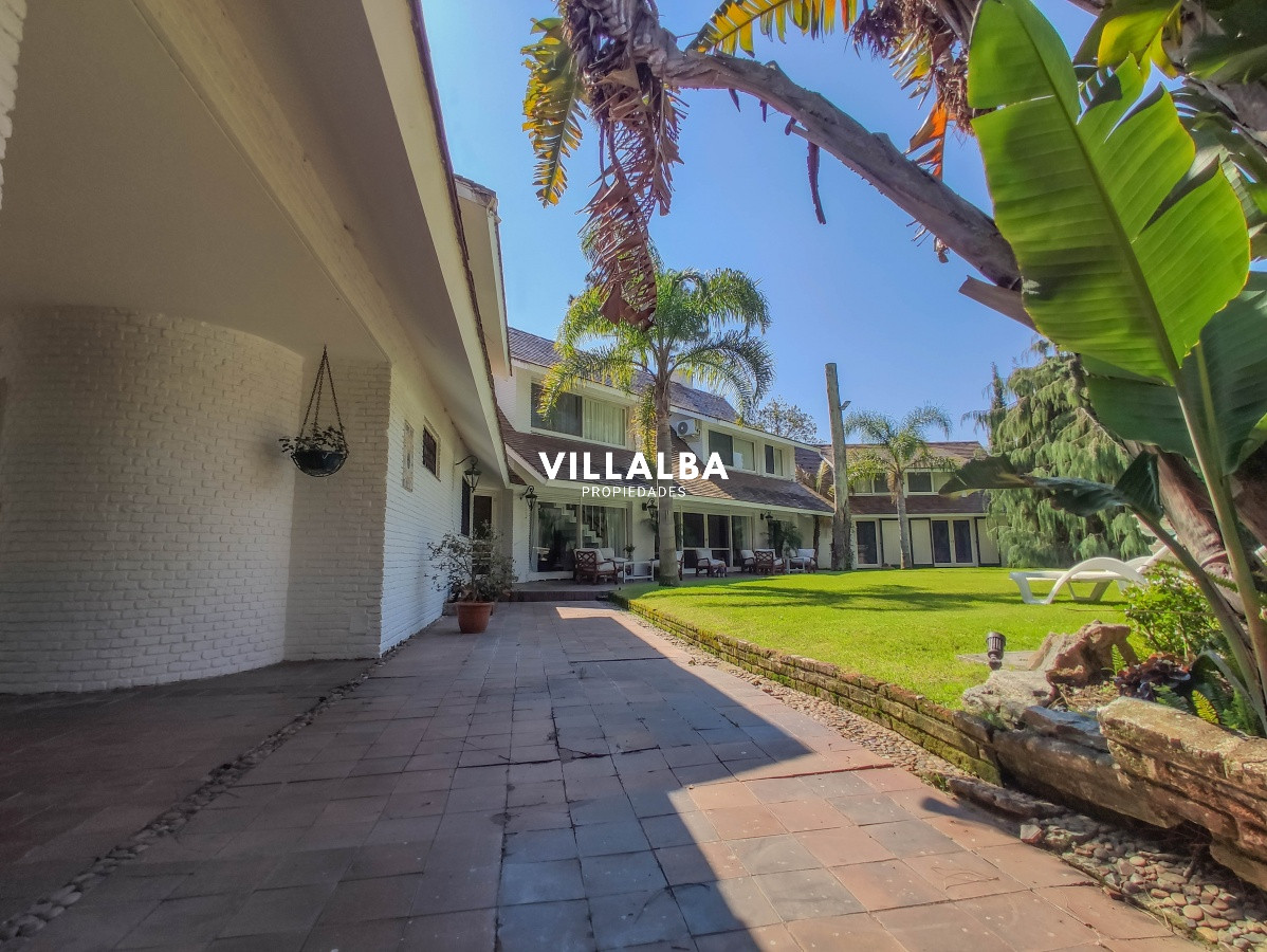 Apartamento ID.566 - Casa en venta el Playa Mansa, Punta del Este 