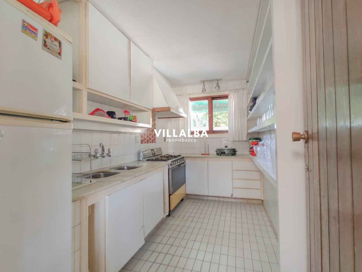 Apartamento ID.566 - Casa en venta el Playa Mansa, Punta del Este 