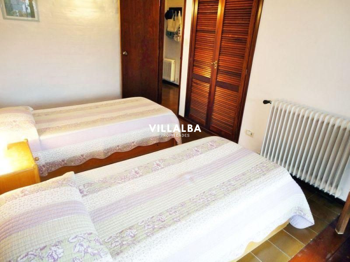 Casa ID.393 - Casa en venta Playa Mansa 3 dormitorios