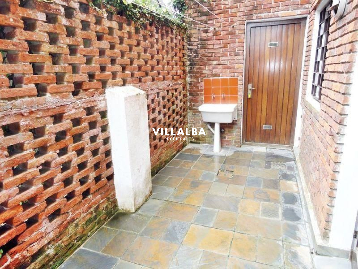 Casa ID.393 - Casa en venta Playa Mansa 3 dormitorios