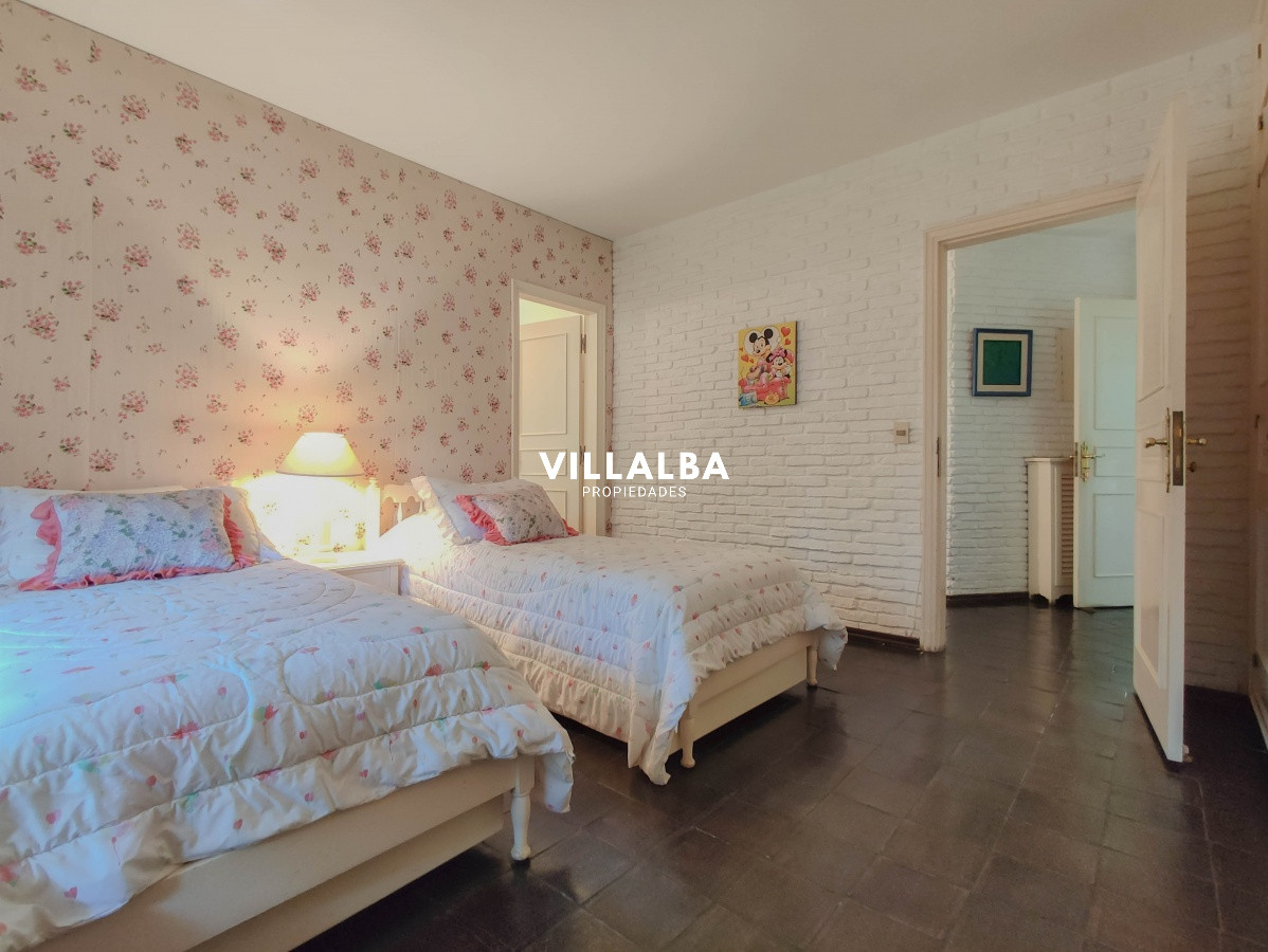 Apartamento ID.566 - Casa en venta el Playa Mansa, Punta del Este 