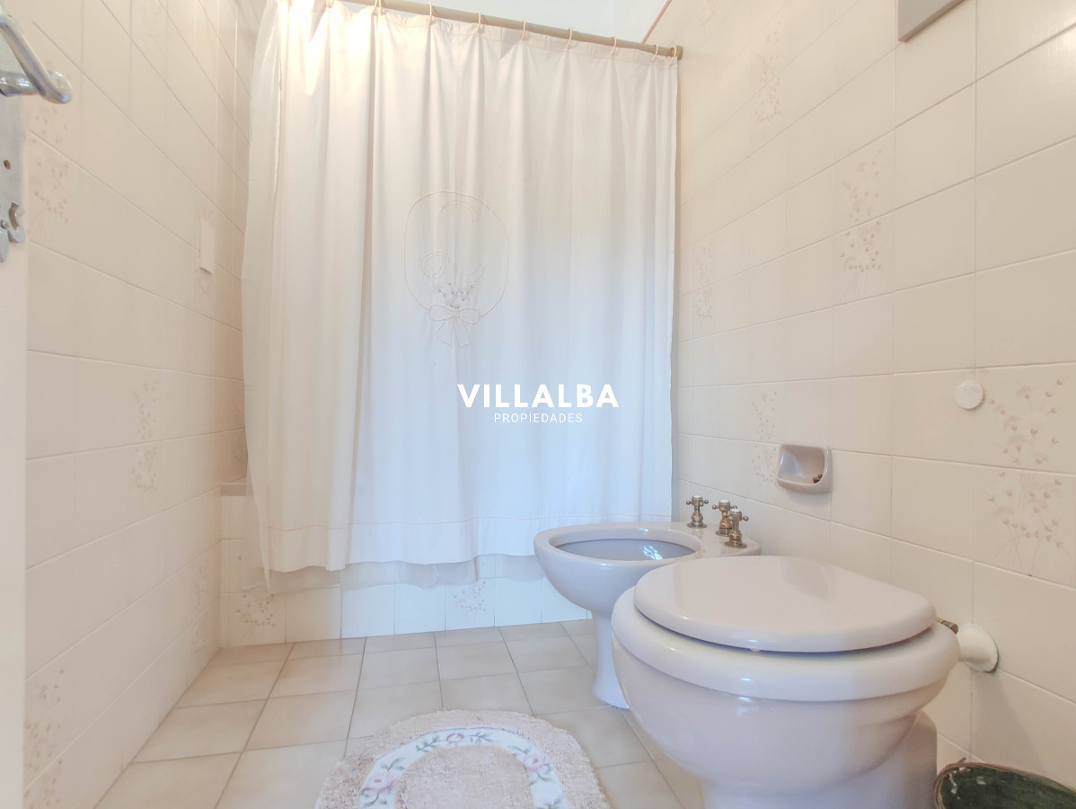 Apartamento ID.566 - Casa en venta el Playa Mansa, Punta del Este 