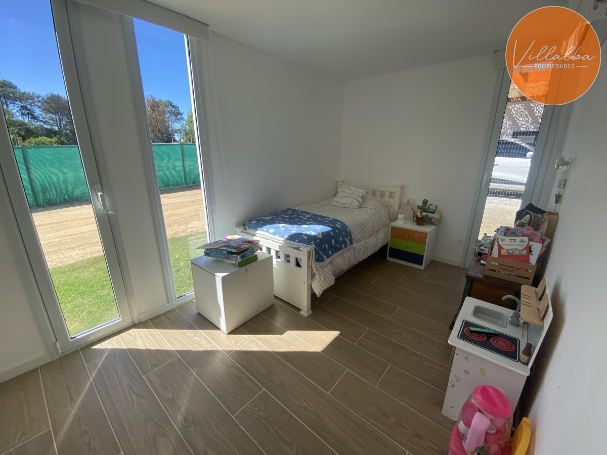 Apartamento ID.1680 - Casa a estrenar  de 3 dormitorios y 3 Baños en Barrio Privado Punta del Este