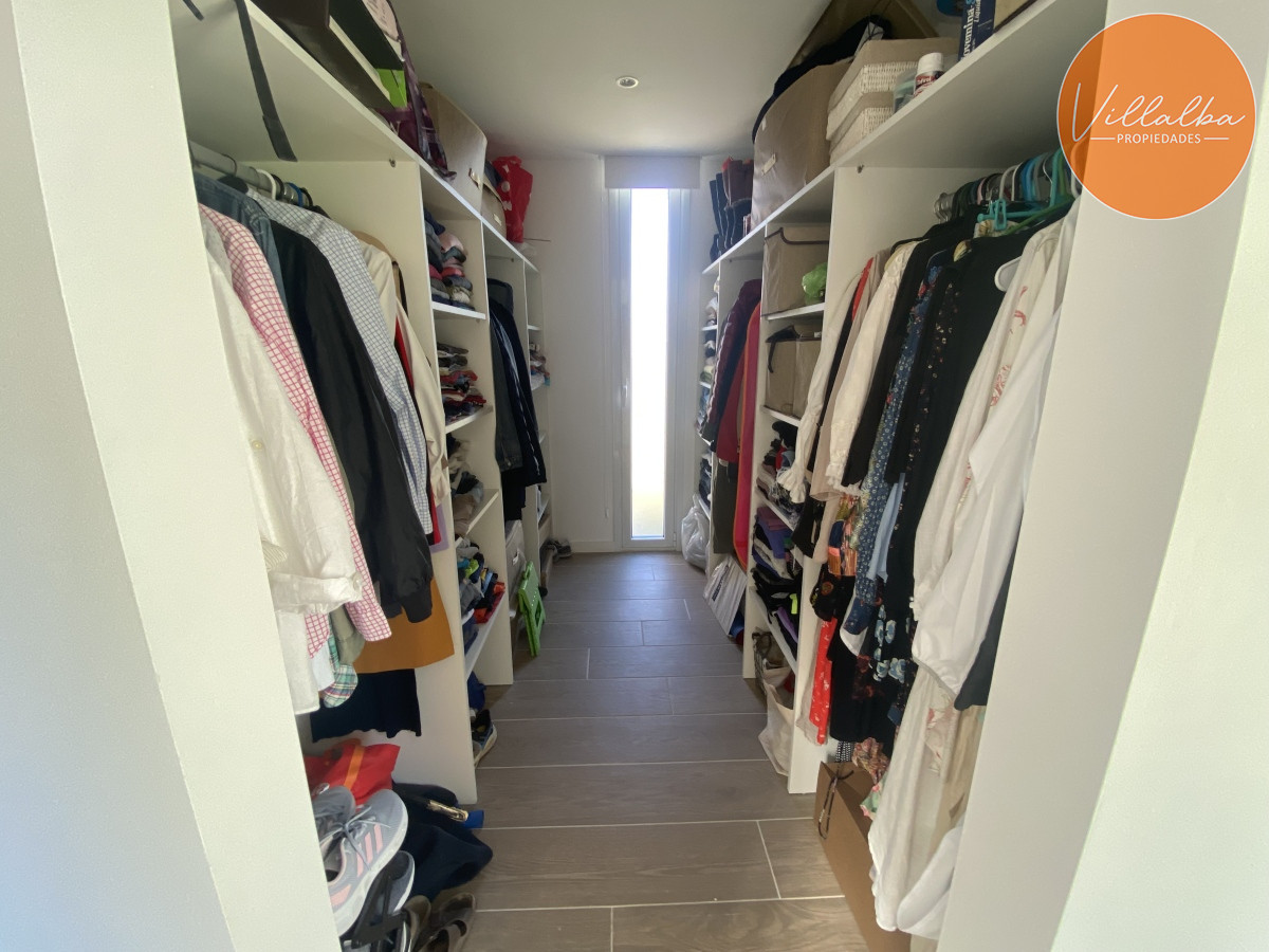 Apartamento ID.1680 - Casa a estrenar  de 3 dormitorios y 3 Baños en Barrio Privado Punta del Este