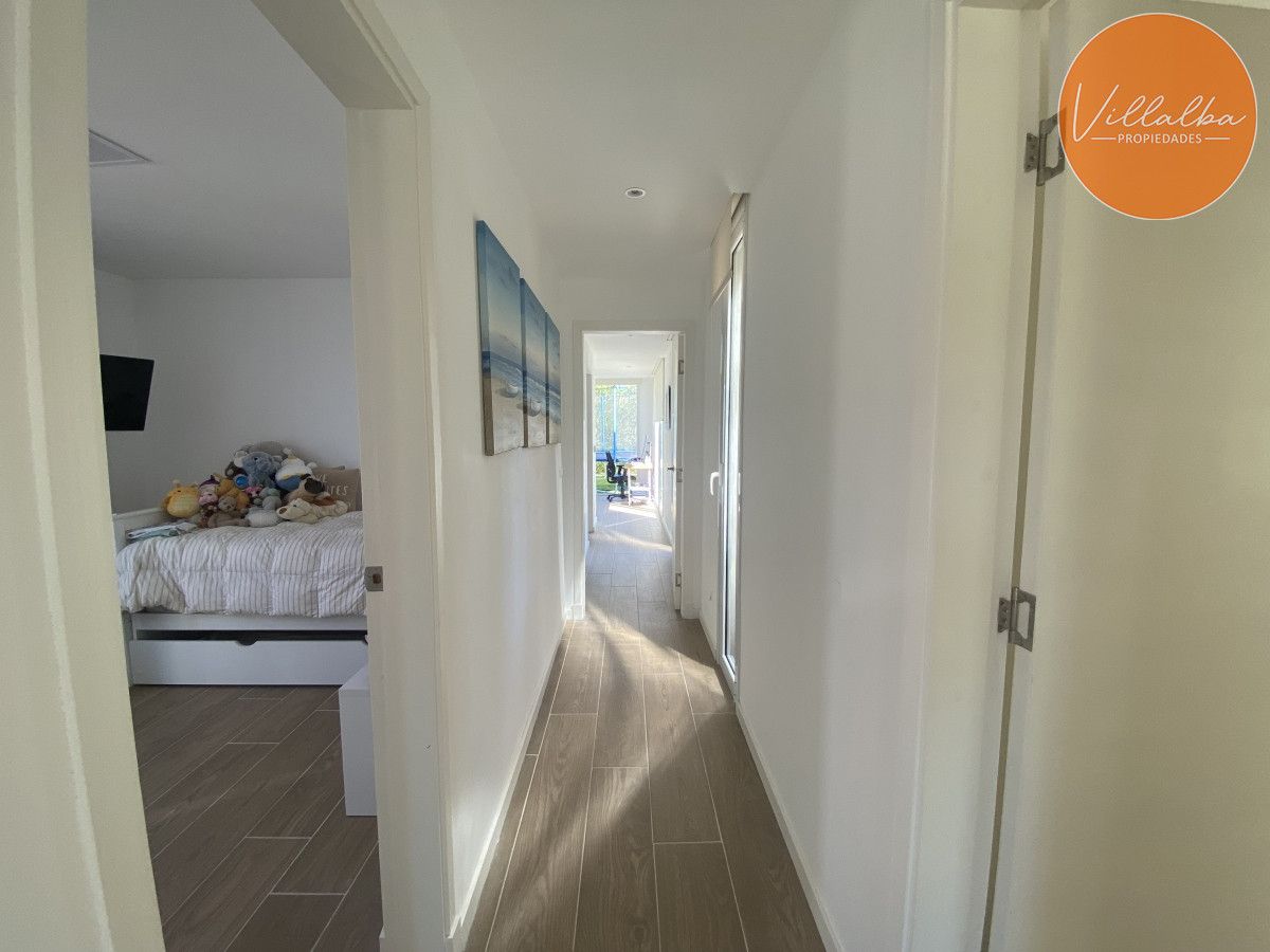 Apartamento ID.1680 - Casa a estrenar  de 3 dormitorios y 3 Baños en Barrio Privado Punta del Este