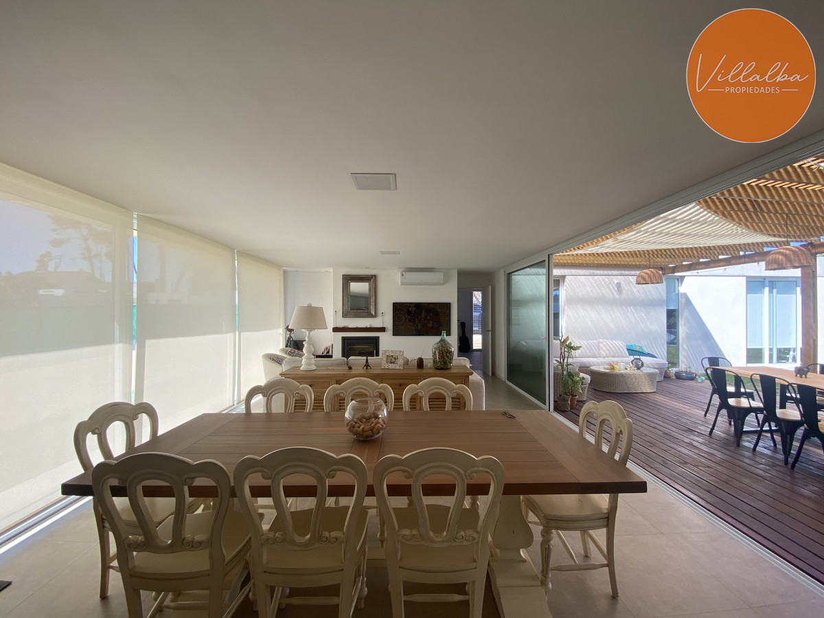 Apartamento ID.1680 - Casa a estrenar  de 3 dormitorios y 3 Baños en Barrio Privado Punta del Este