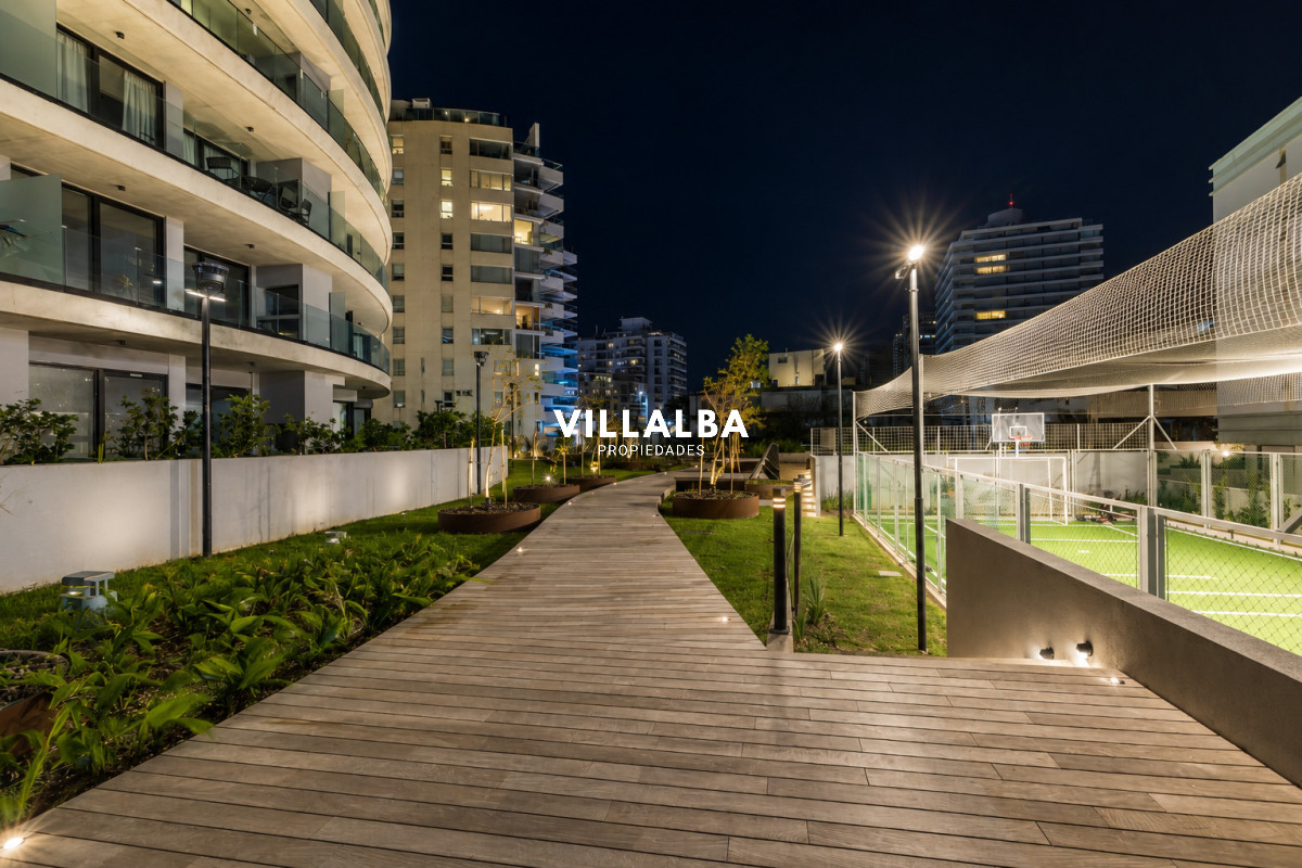 Apartamento ID.4654 - Apartamento en venta de 2 dormitorios en Playa Brava Punta del Este