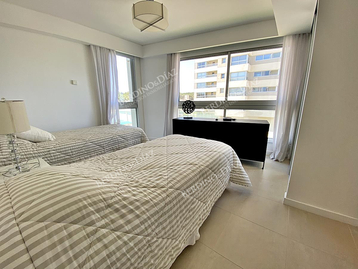 Apartamento ID.861 -  Apartamento Espectacular esquinero en LE PARC