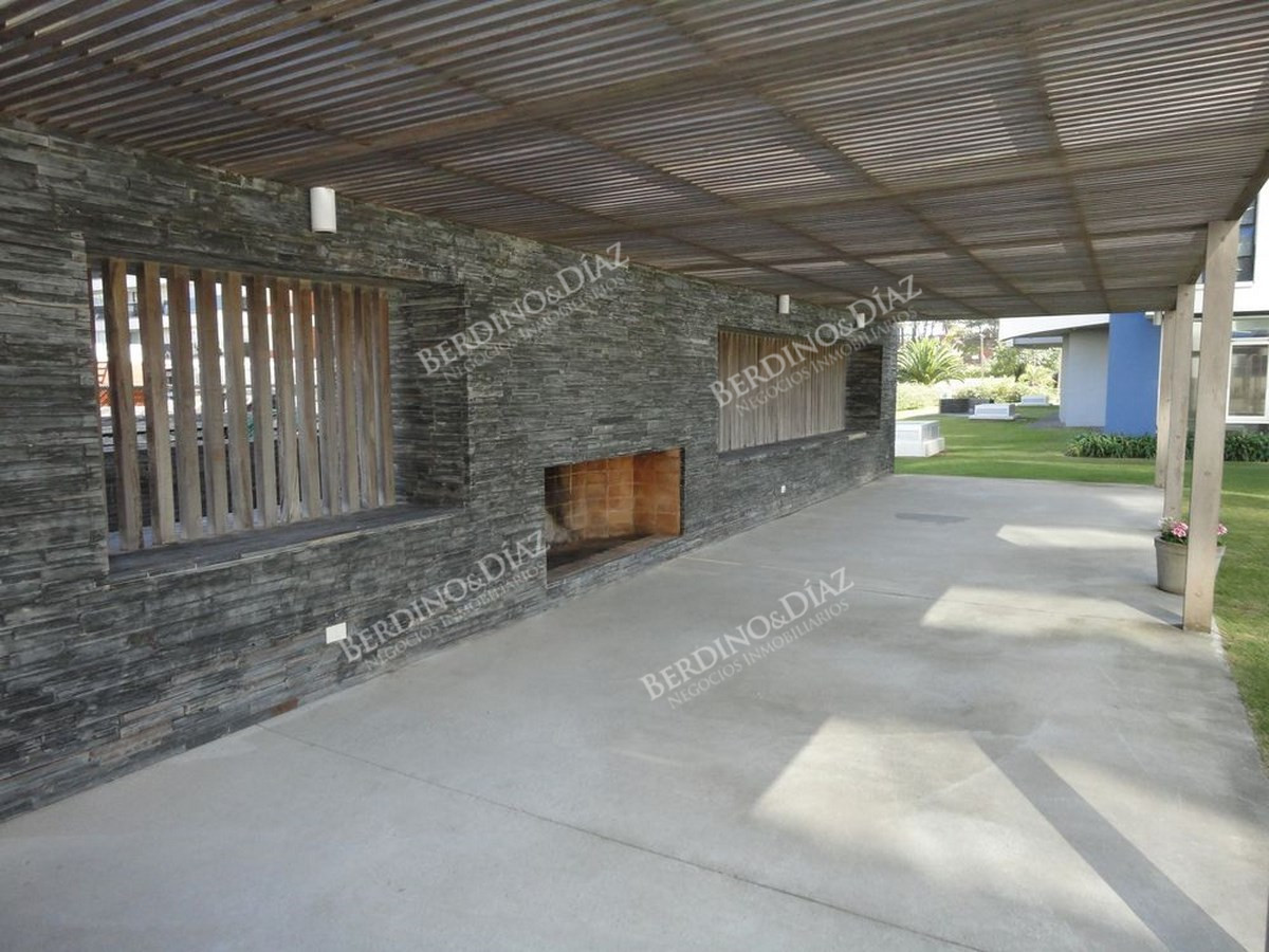 Apartamento ID.1484 - Apartamento en venta 3 dormitorios en Chiverta