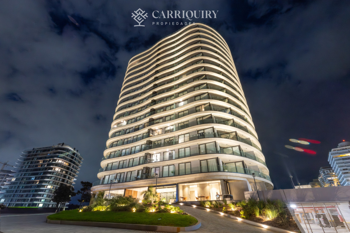 Apartamento ID.9758 - Apartamento de 2 dormitorios en venta, Playa Brava Punta del Este