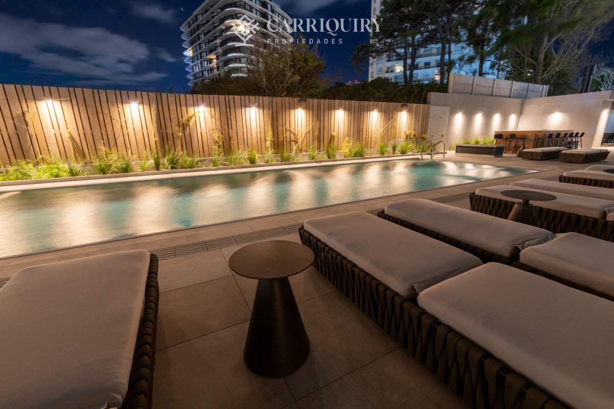 Apartamento ID.9758 - Apartamento de 2 dormitorios en venta, Playa Brava Punta del Este