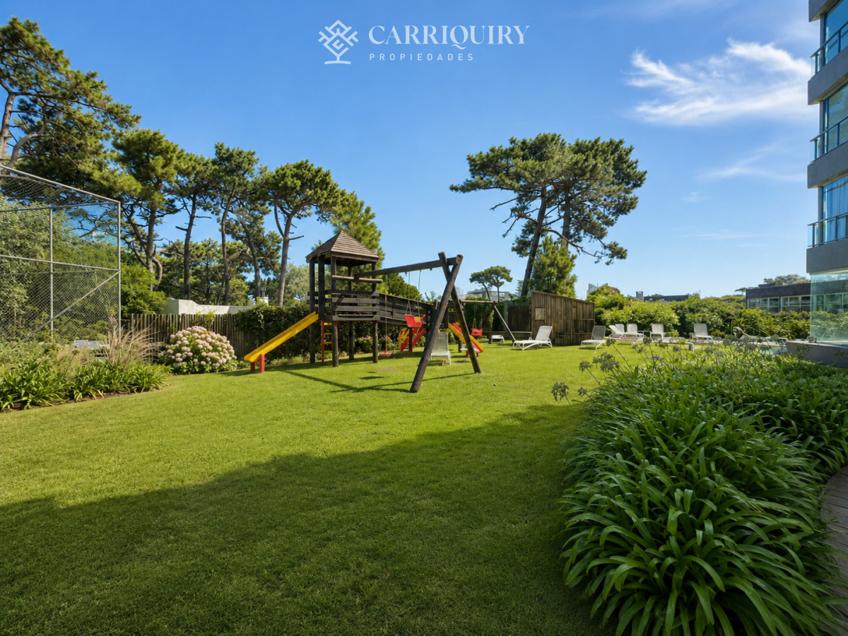 Apartamento ID.10241 - Apartamento en venta de 3 dormitorios en Punta del Este