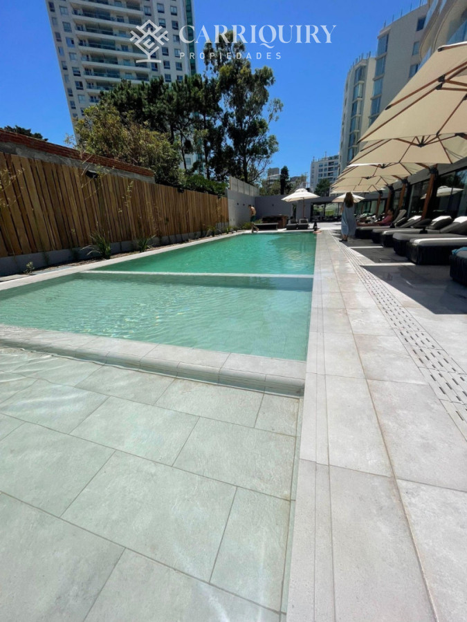 Apartamento ID.9758 - Apartamento de 2 dormitorios en venta, Playa Brava Punta del Este