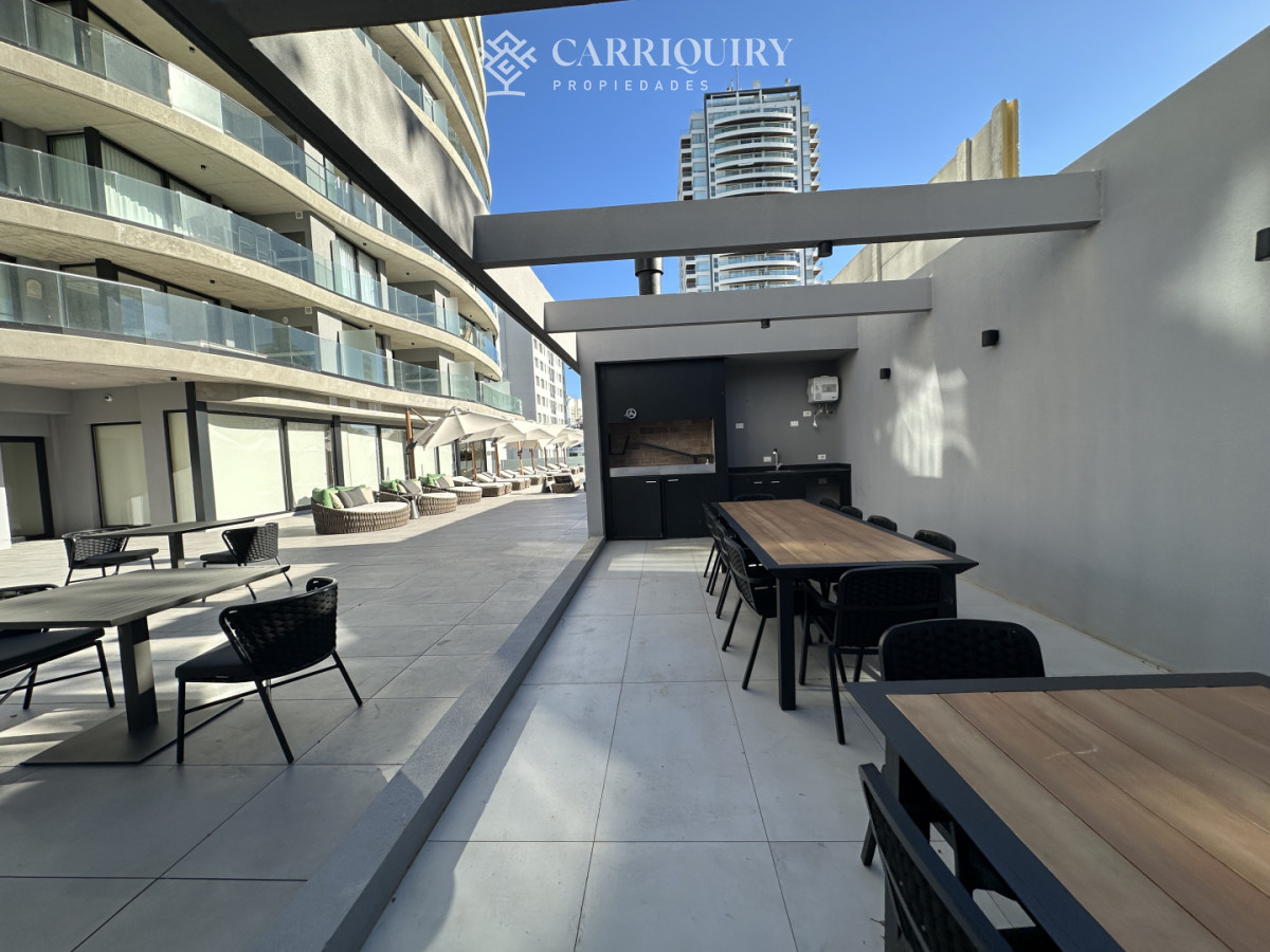 Apartamento ID.9758 - Apartamento de 2 dormitorios en venta, Playa Brava Punta del Este