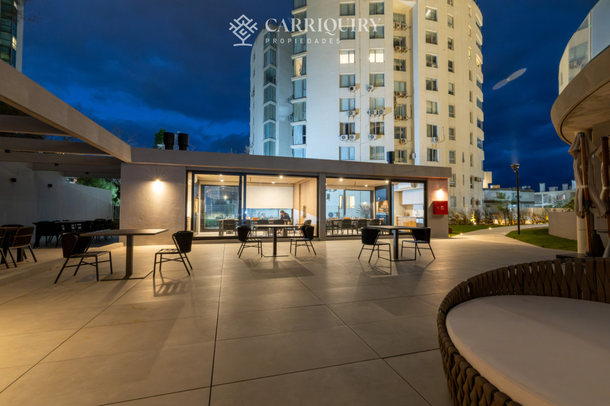 Apartamento ID.9758 - Apartamento de 2 dormitorios en venta, Playa Brava Punta del Este