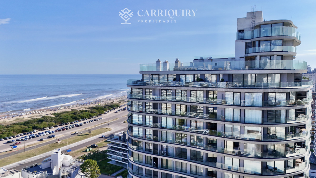 Apartamento ID.9758 - Apartamento de 2 dormitorios en venta, Playa Brava Punta del Este