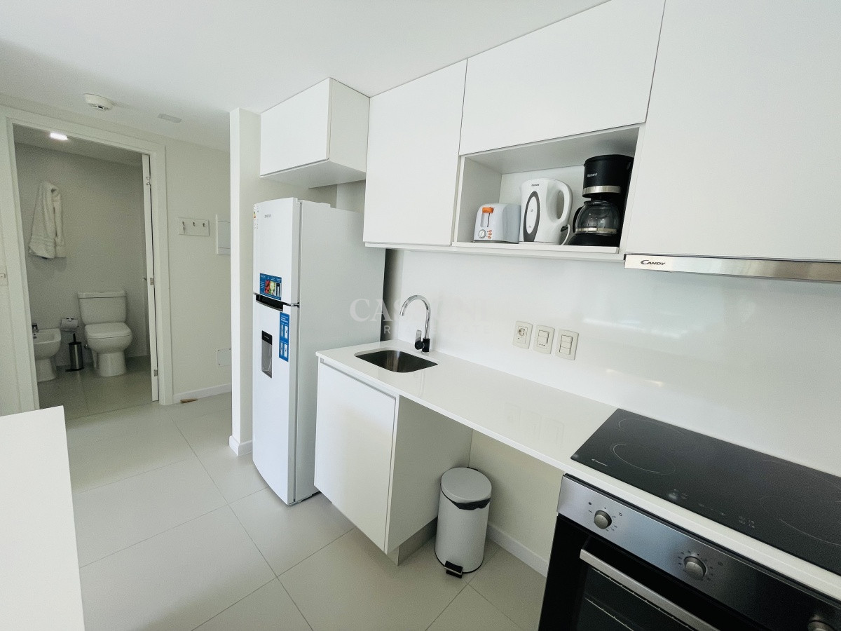 Apartamento ID.1160 - Apartamento en venta en Playa Mansa Punta del Este