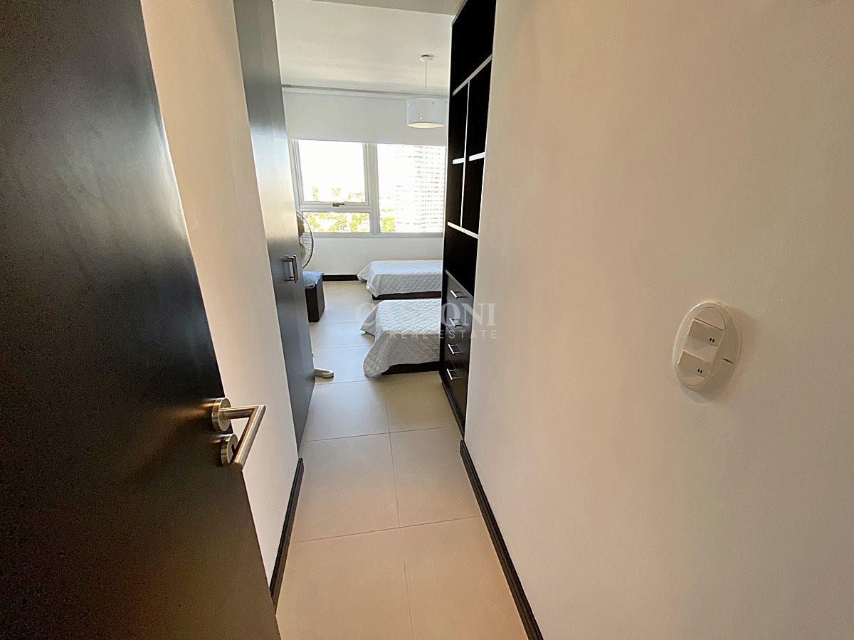 Apartamento ID.1427 - Hermoso apartamento de 3 dormitorios a pasos de Playa Mansa! 